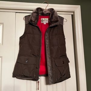 Eddie Bauer Yukon down vest. Size small.  Excellent condition.